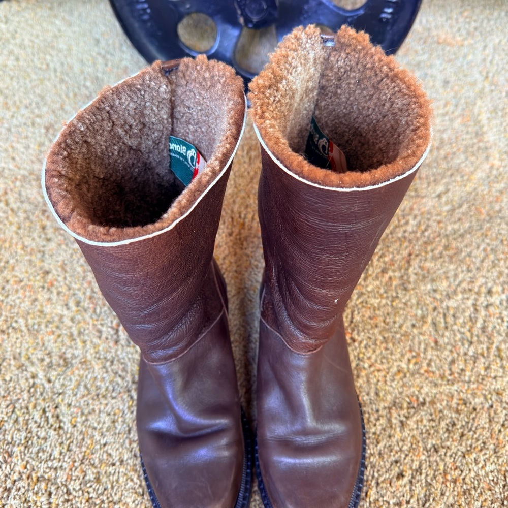 Blondo Brown Leather Boots - Picture 2 of 16